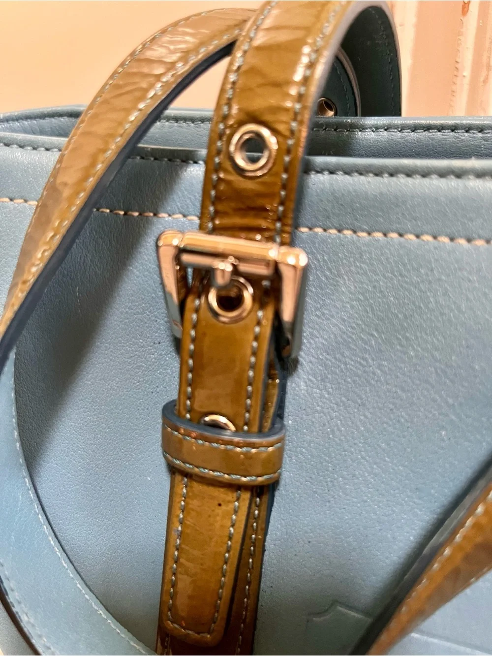 Coach Tote Bag - Picture 5 of 16